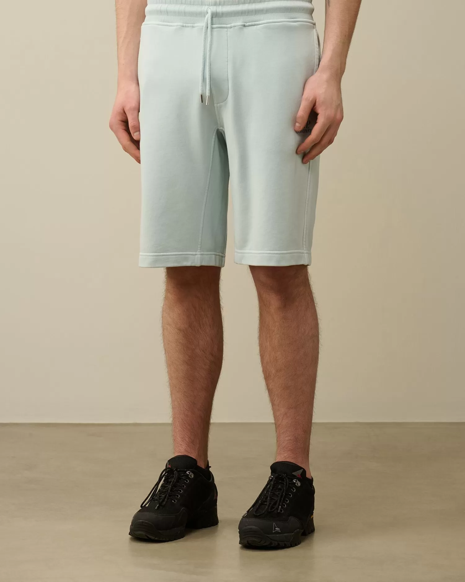 Store C.P. Company Chrome-R Cargo Shorts Blaek Bla