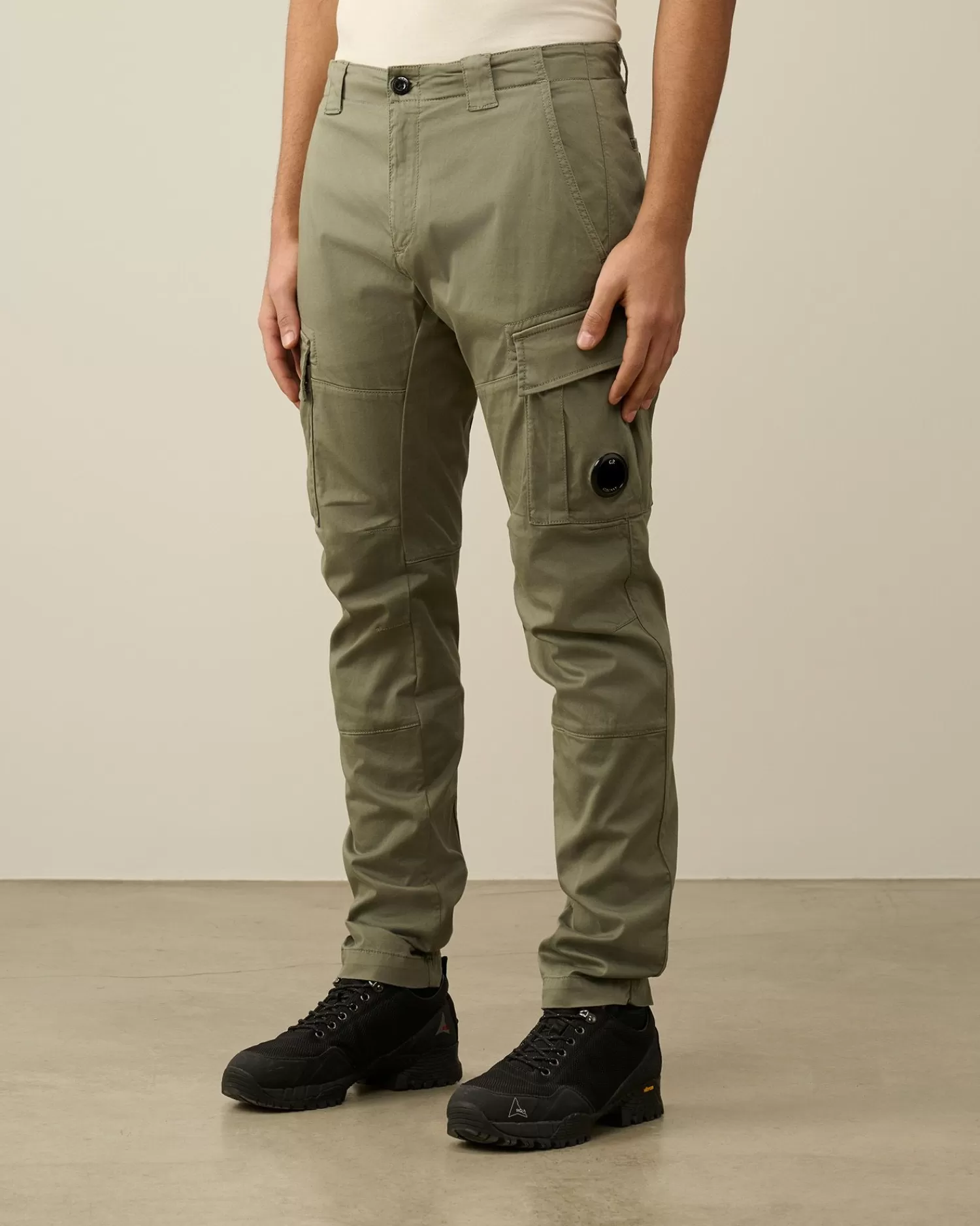 New C.P. Company Chrome-R Regular Utility Pants Stovregn Gra